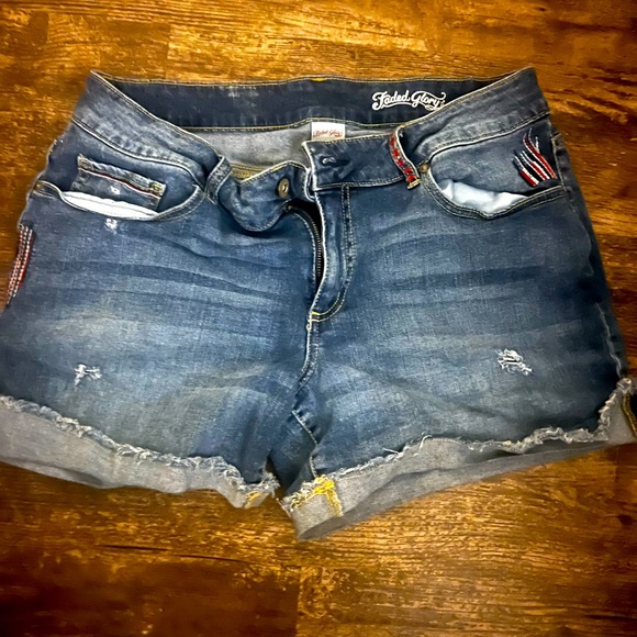 Jean shorts - Picture 1 of 2